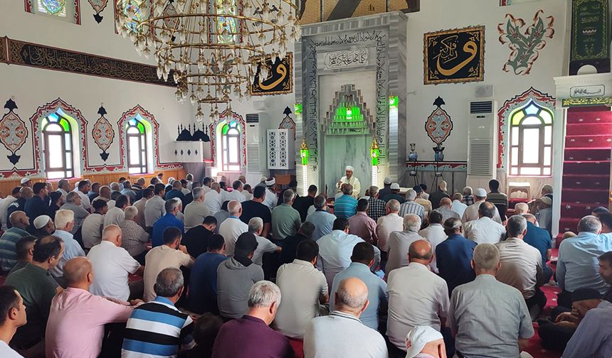 Yangından kurtulan köyde şükür duası