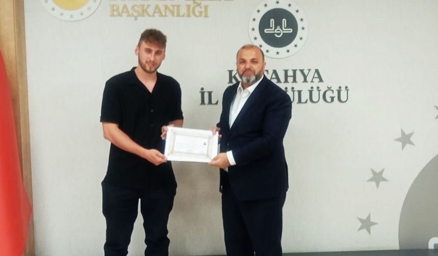 Alman genç Kütahya'da Müslüman oldu