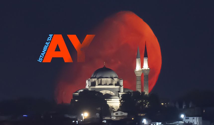 İstanbul'da Ay Beyazıt Camii'ni süsledi