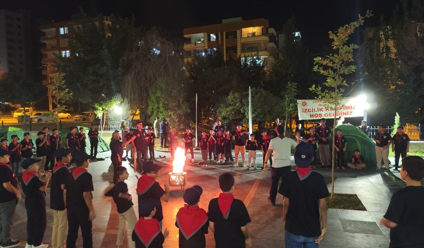 Genç İzciler ''Mevlid-i Nebi” Kampında Buluştu