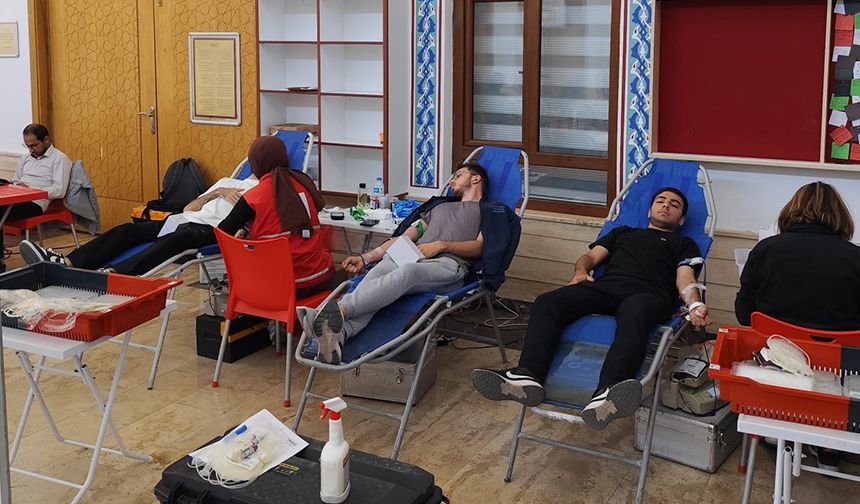 Konya Diyanet Gençlik Merkezi'nde kan bağışı kampanyası düzenlendi