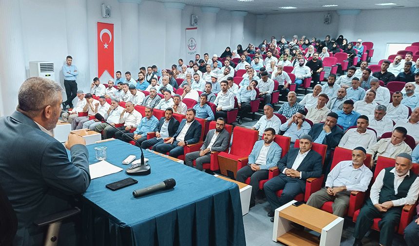 Kozluk'ta personele yönelik konferans düzenlendi