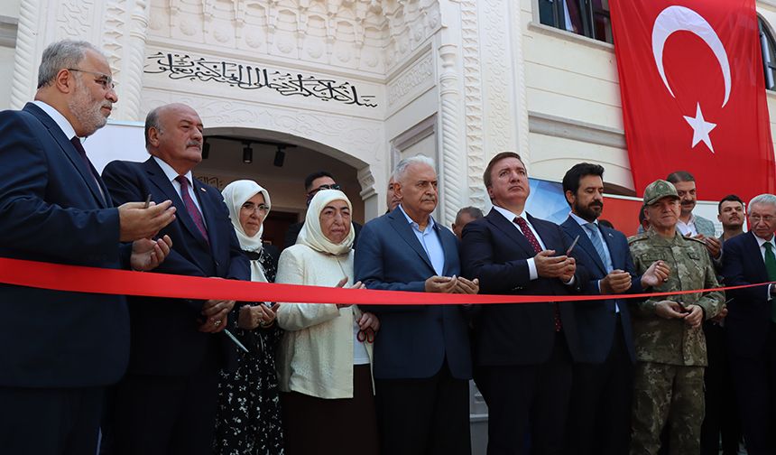Terzibaba Külliyesi dualarla hizmete açıldı