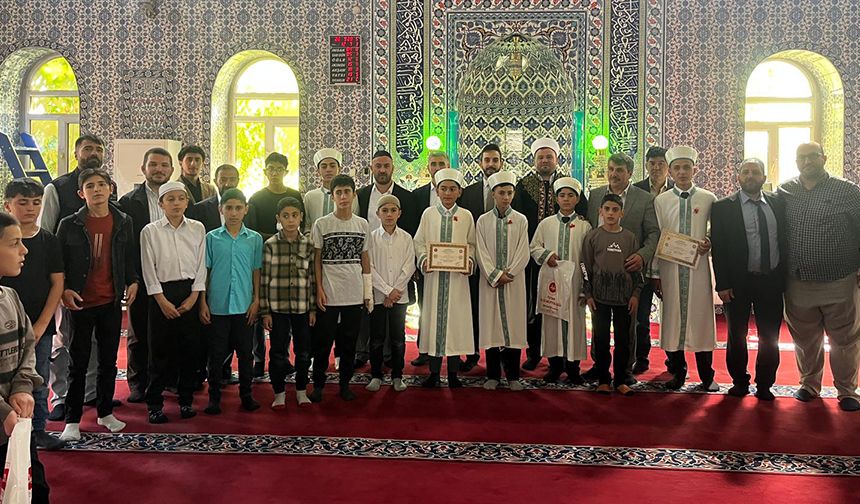 Tutak'ta hafızlar törenle icazet aldı