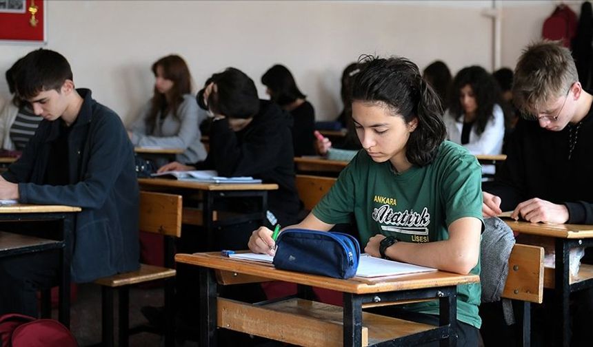 Okullarda yazılı sınavlarda yeni sistem