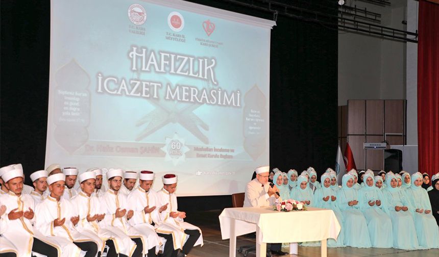Kars'ta 60 hafız için icazet töreni düzenlendi