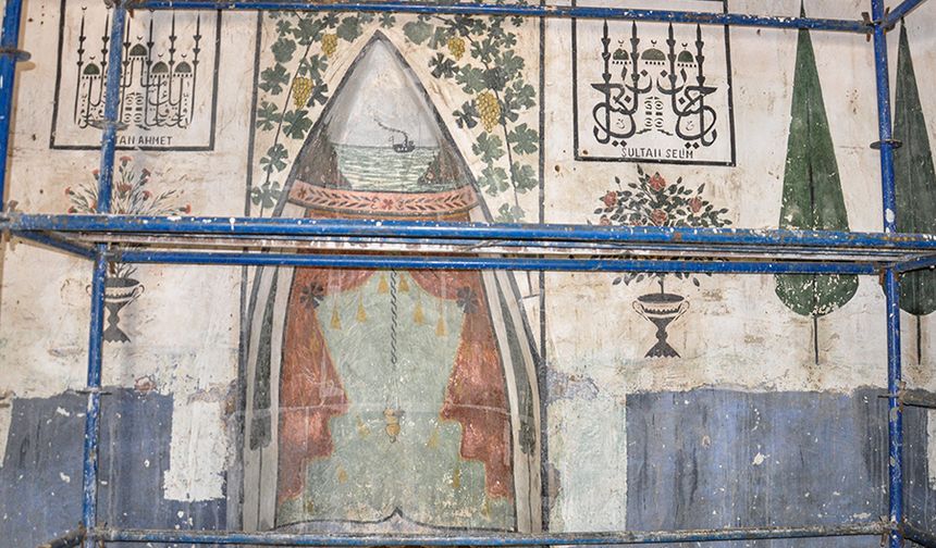 İzmir Lübbey'deki tarihi cami onarılıyor