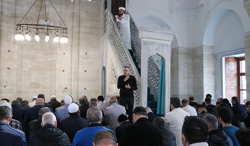 Tekirdağ'da işaret diliyle cuma dönemi