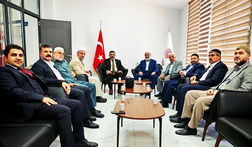 Müftülük muhtarları ağırladı