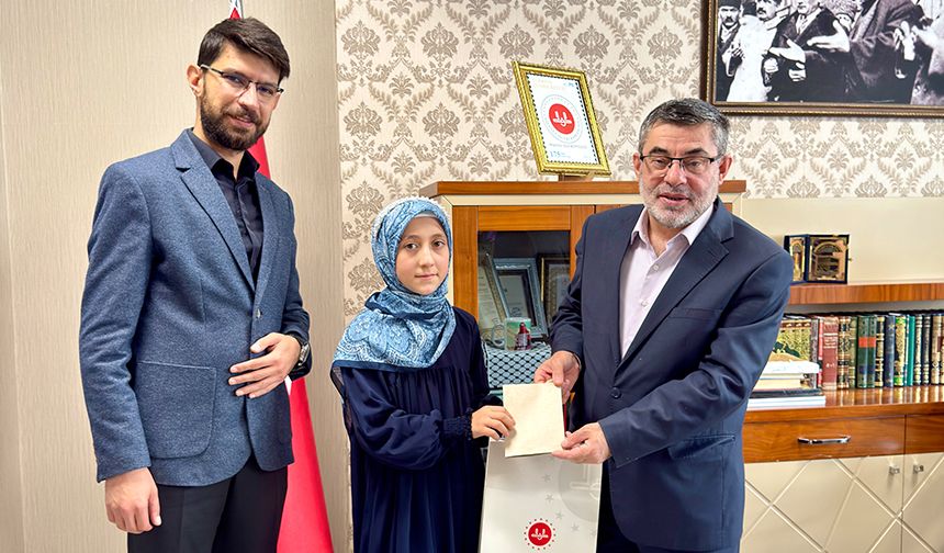 Doğu Anadolu'nun en güzel Kur'an okuyan öğrencisi oldu