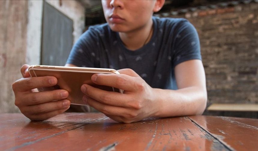 Çocuklara sosyal medya yasağı küresel çapta destek görüyor