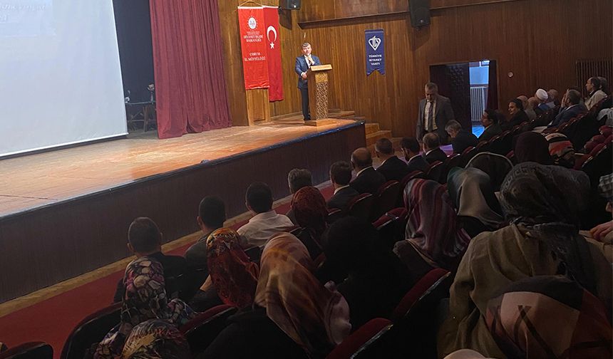Çorum'da Mevlid-i Nebi konferansı düzenlendi