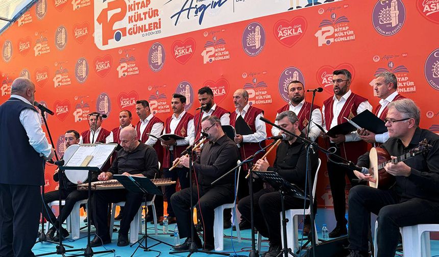 Müftülük Korosu fuarda sahne aldı