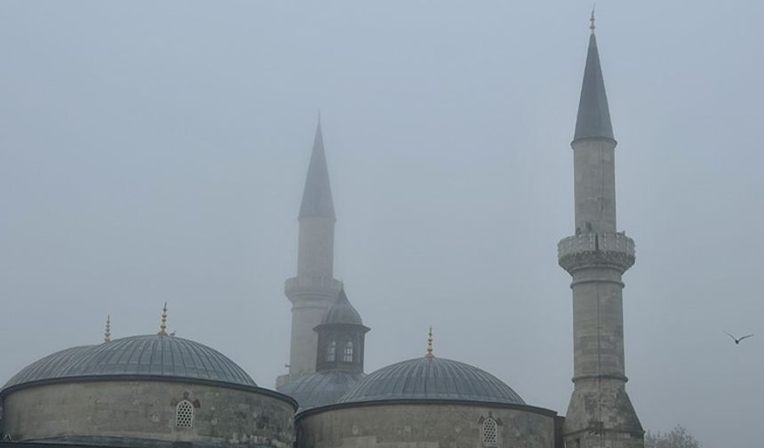 Edirne'de yoğun sis etkili oluyor