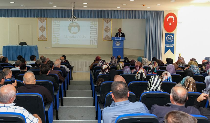 Kırşehir'de din görevlileri törenle ödüllendirildi