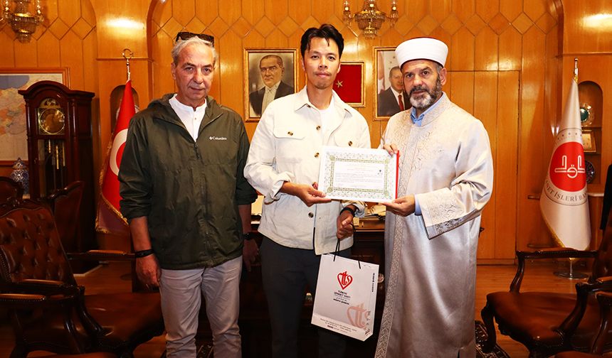 Çin asıllı Ken Shen, Konya'da Müslüman oldu