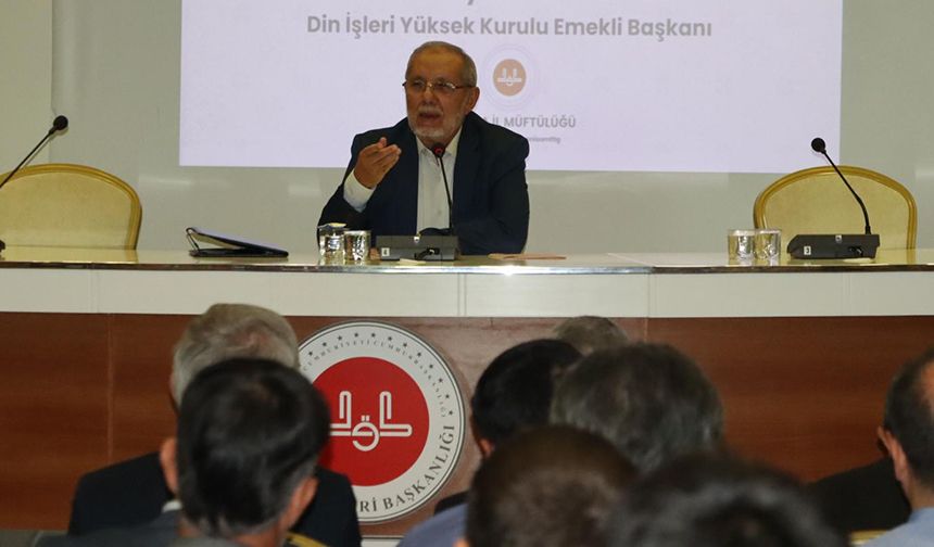 Manisa'da "Güncel Fetvalar" konferansı düzenlendi