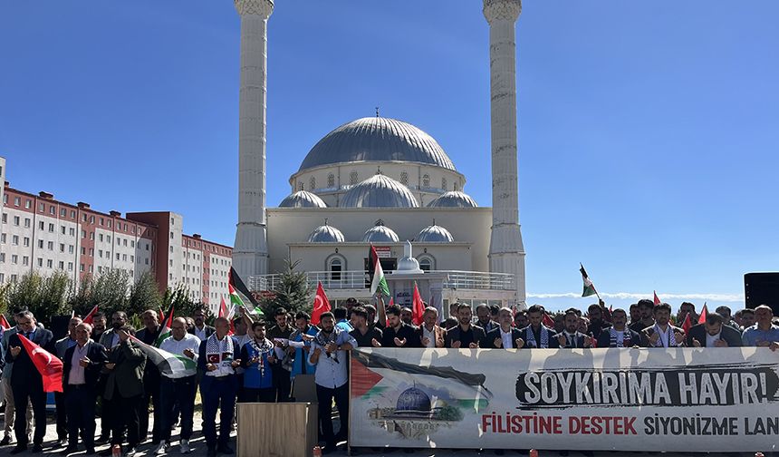 Niğde'de gençler Gazze için buluştu