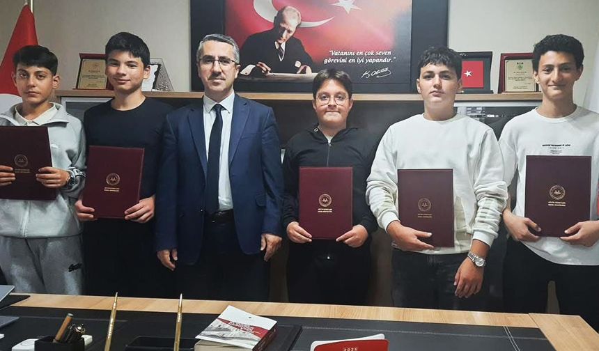 Sapanca'da 14 Hafız belgelerini aldı