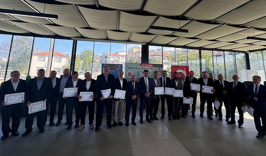 Alaplı'da 70 din görevlisi ödüllendirildi