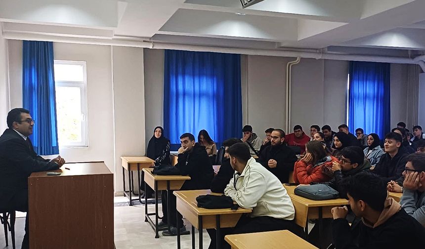 Sinanpaşa'da "Gazze ve Mescidi Aksa Bilinci" konferansları düzenlendi