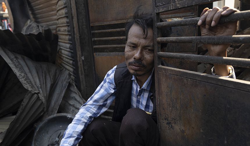 Bangladeş’teki yangında 1500'e yakın ev yandı