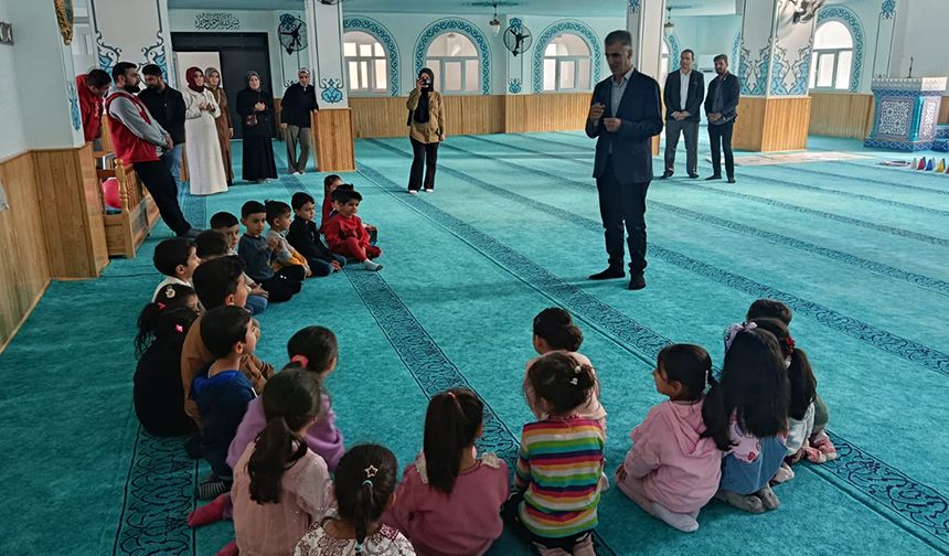 Besni'de "Cami-Çocuk Buluşması"