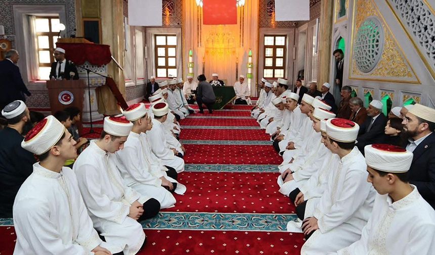 Çerkezköy'de 25 Hafız icazet aldı