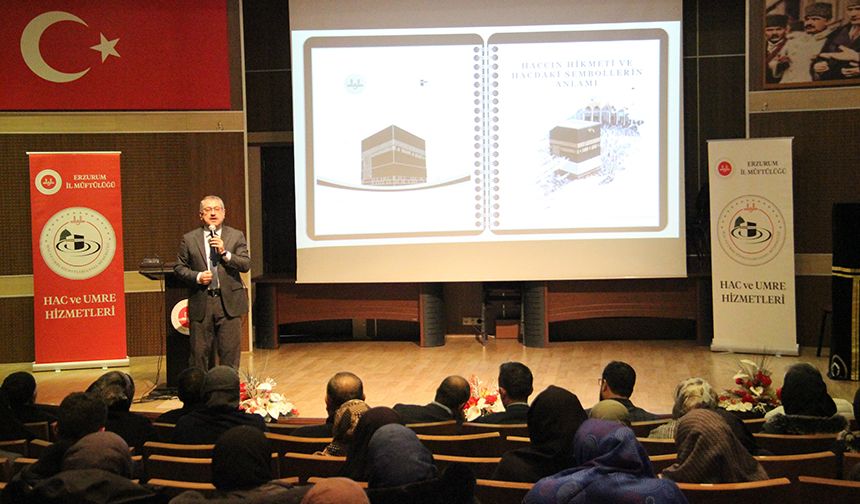 Erzurum'da umreciler bilgilendirildi