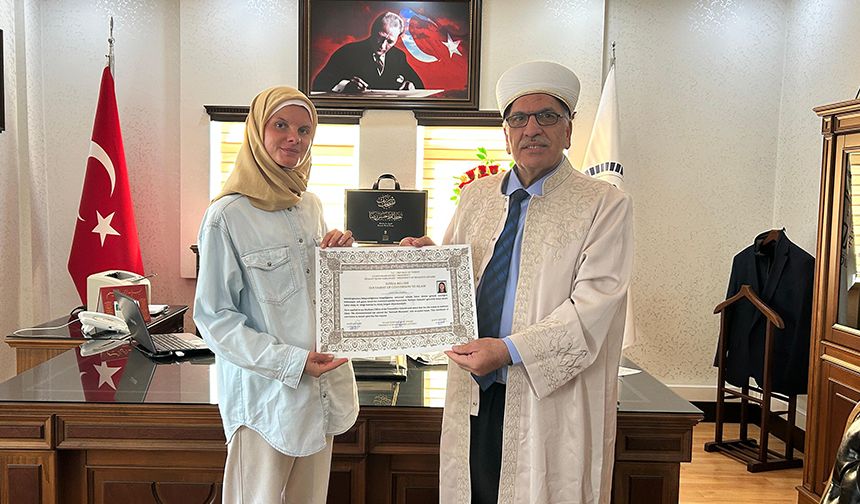 Polonyalı Aleksandra, Serik'te Müslüman oldu