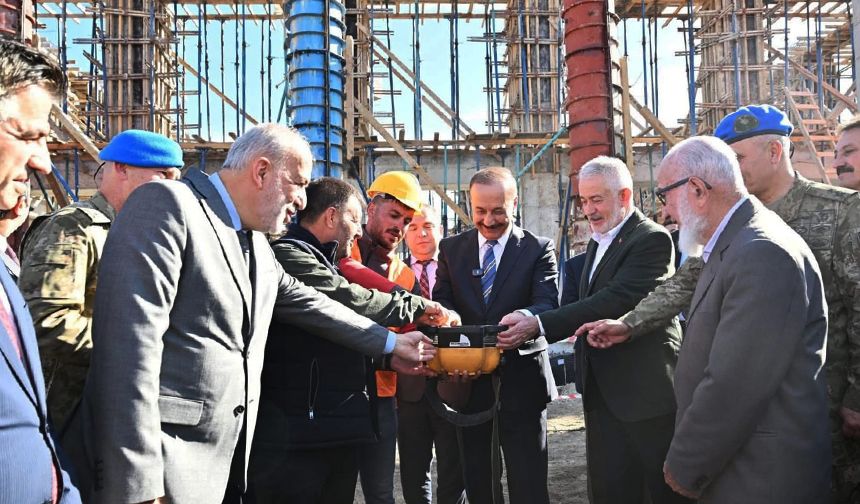 Isparta'da Kışla Camii'nin temeli atıldı