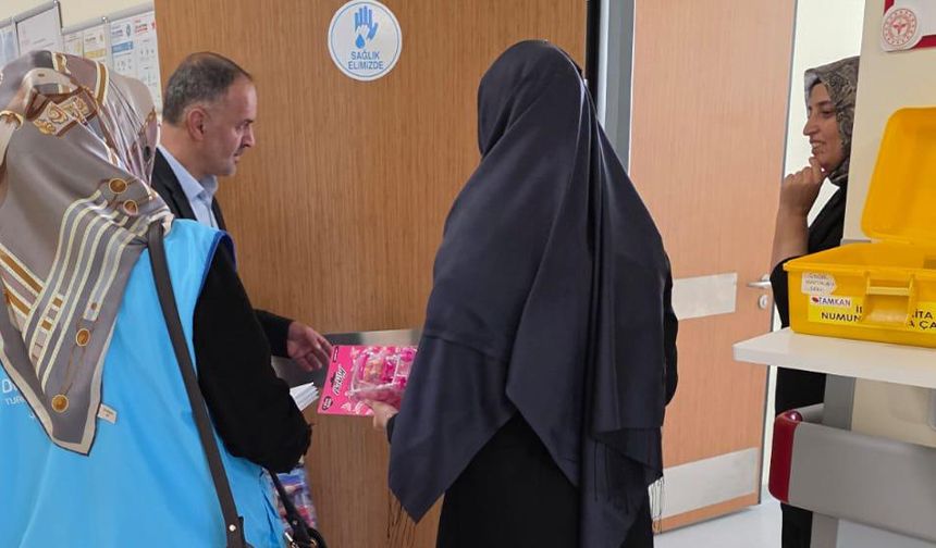 Müftülükten hasta çocuklara ziyaret
