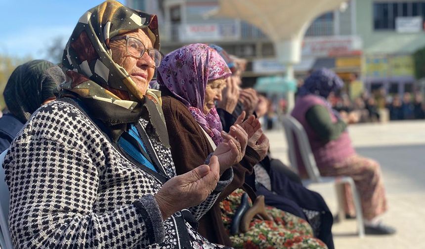 Sındırgı'da manevi dayanışma programı