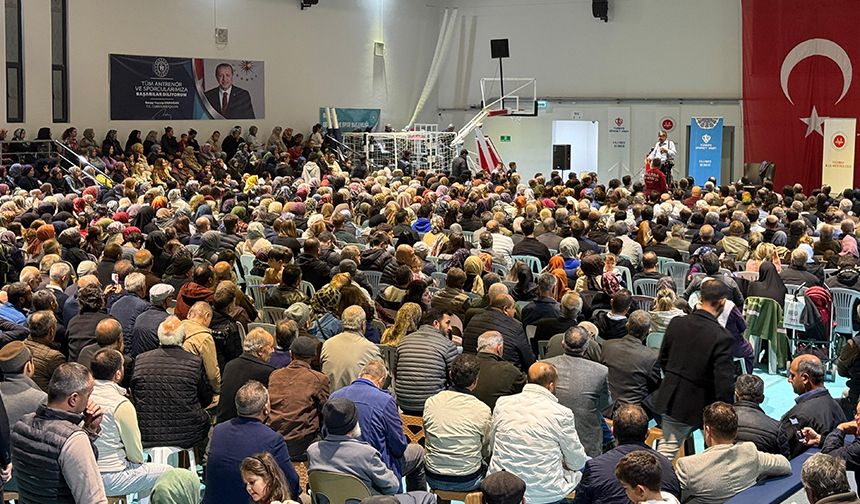 Ulubey'de Peygamber sevgisi salona sığmadı