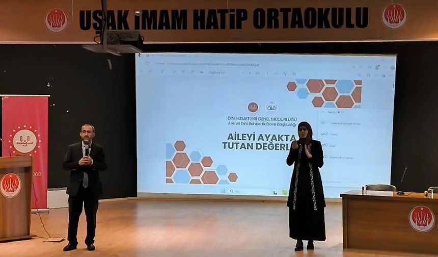 Uşak'ta "Engelsiz Aile Okulu" semineri düzenlendi