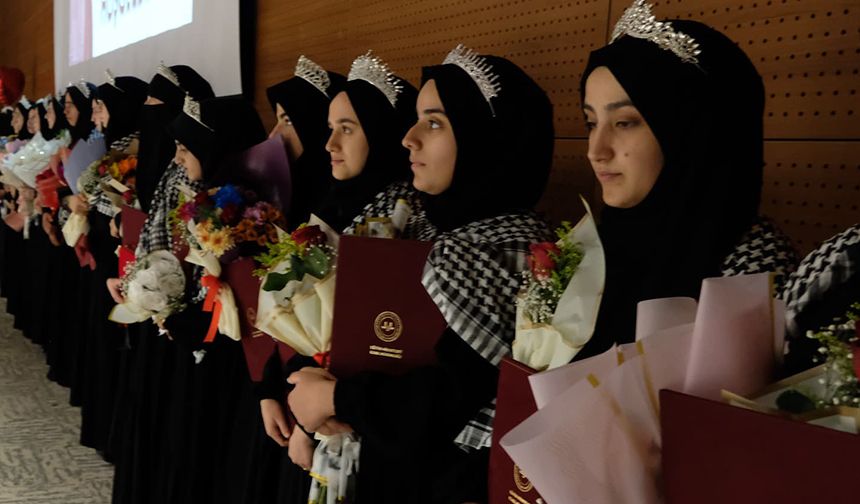 Yenişehir'de 91 Hafız taç giydi