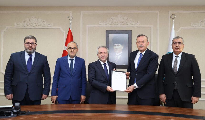 Bitlis Eren Üniversitesi'nde Diyanet Genç Ofis için protokol imzalandı