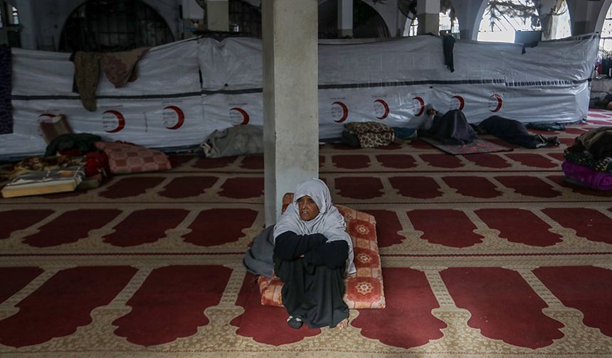 Bilal Bin Rabah Camii, Filistinlilerin barınma merkezi oldu