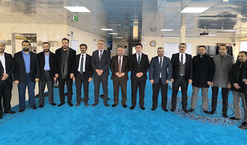 Hakkari Müftüsü Okuş, lise müdürleriyle bir araya geldi