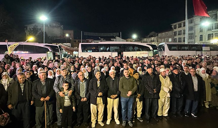 Simav'da 146 umreci dualarla yola çıktı