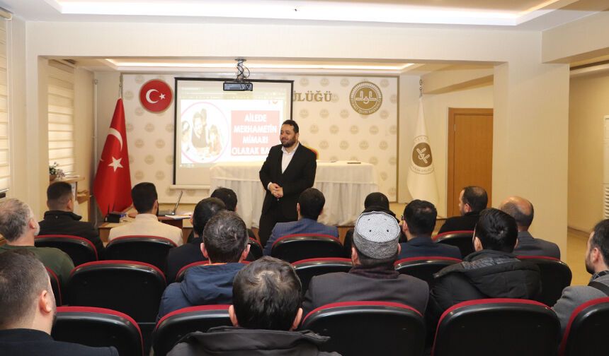 Sivas Müftülüğü personeli "Baba Okulu"nda