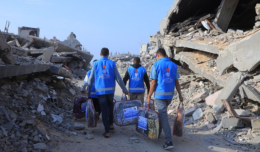 TDV, Gazze'de 5 bin ihtiyaç sahibine kışlık battaniye dağıttı