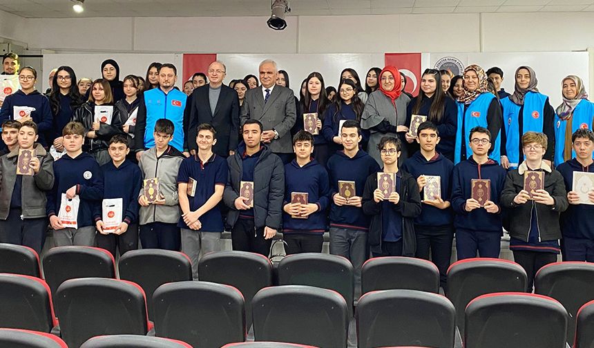 Karabük'te öğrencilere anlamlı hediye