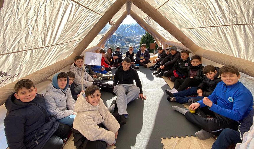 Rize'de "Gençliğe Değer" kampı