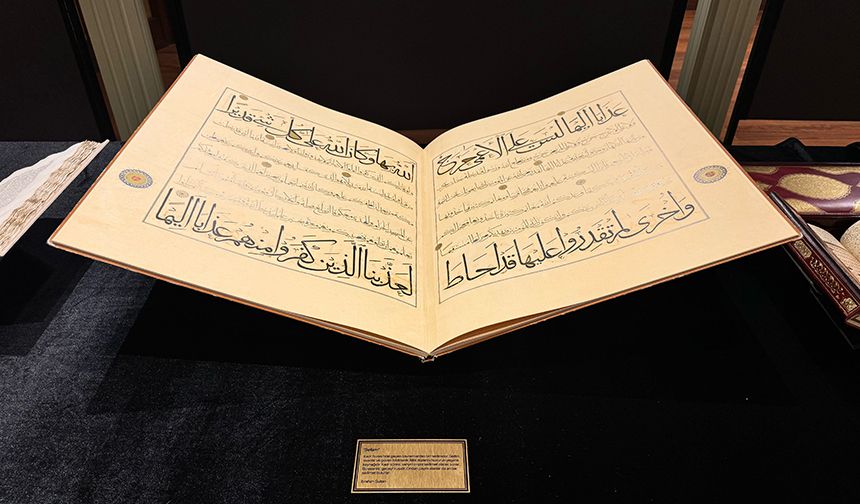 Altın Harfler: 114 Mushaf, Tek Kelam