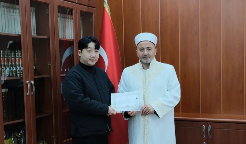 Güney Koreli Kim Minwon İstanbul'da Müslüman oldu
