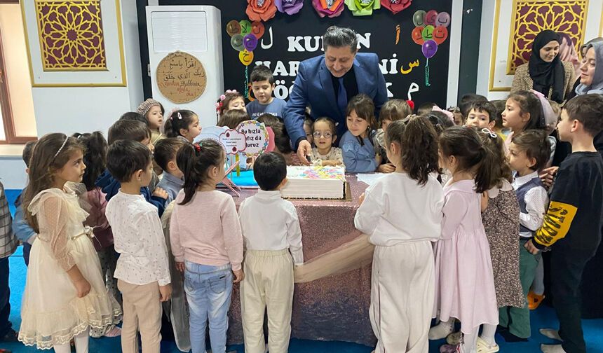 Espiyeli minikler "Elif - Ba" öğrenmenin sevincini yaşadı