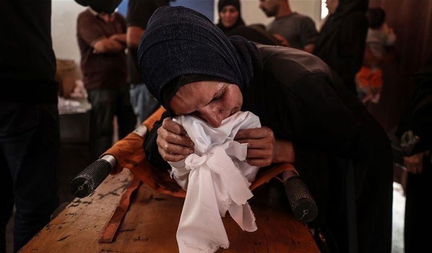 İşgalci İsrail’in Gazze Şeridi’ne saldırılarında can kaybı 71 bin 769’a yükseldi