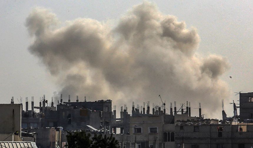 GAZZE'YE TOPÇU VE HAVA SALDIRILARI SÜRÜYOR