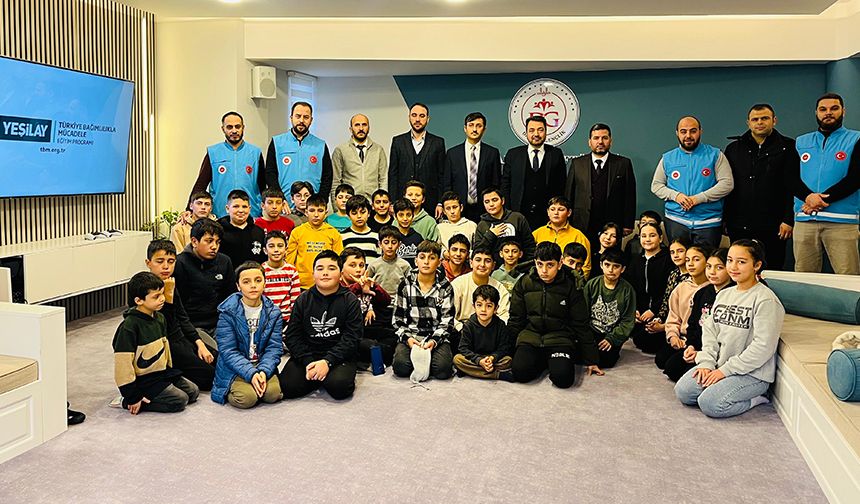 Sultandağı'nda gençler bağımlılık konusunda bilgilendirildi